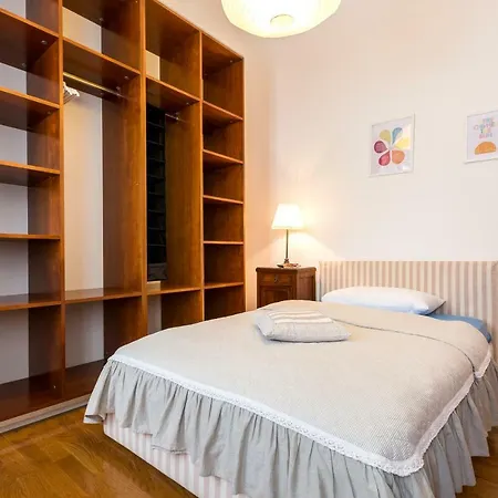 Guest house Alma 4*
